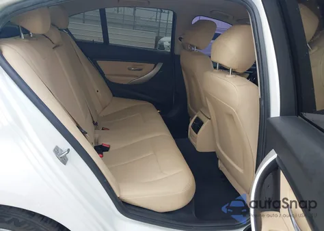 2018 BMW 320I из США, поврежденный, VIN WBA8E1G51JNU88999